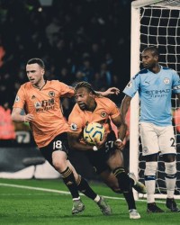  狼队终结曼城十二连胜神话  