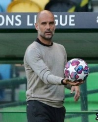  曼城门将低级失误葬送好局  