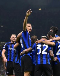  国米新星邓弗里斯突破犀利，右路走廊成球队进攻利器