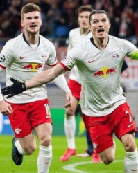  莱比锡红牛客场逆转取胜，德甲黑马持续制造惊喜